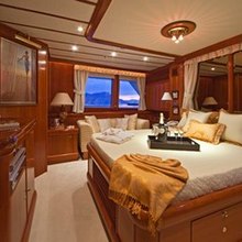 V. Bahria Yacht Master Stateroom