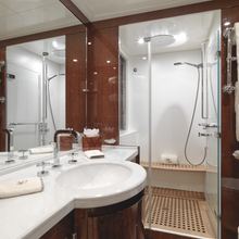 Kadimo's Yacht Guest Bathroom