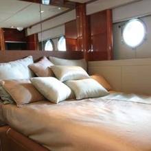 Ghost Yacht 