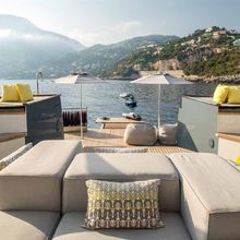 Zulu Yacht 