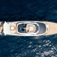 B Yacht 