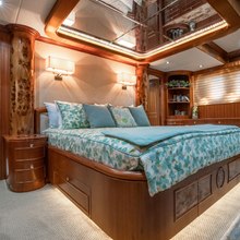 Bad Daddy Yacht 
