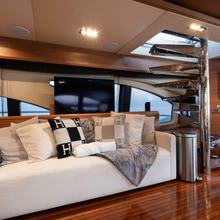 Intervention Yacht 