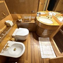 Cheetah Moon Yacht 