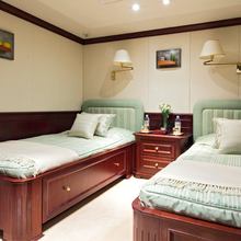 Legend Yacht Twin Stateroom