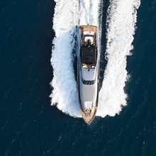 Five Yacht 