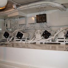 Paradis Yacht Engine/Mechanical Area