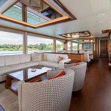 Zephyr Yacht 