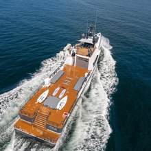 Kona Yacht 