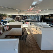 By C.F. Yacht 