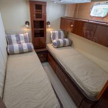 Happy Dream Yacht 