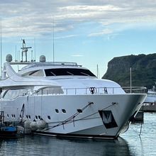 Pandora Yacht 