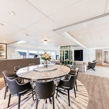 Evolution Yacht 