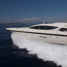 Herakles Yacht Running Shot - Front