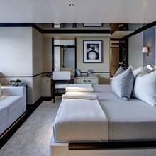 Bella Vita Yacht 