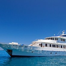 Tip Top IV Yacht 