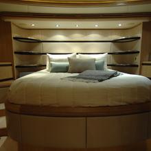 Seven Star Yacht 