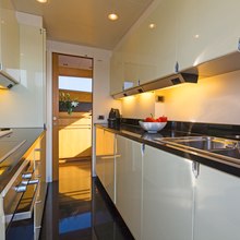 Fos Yacht 