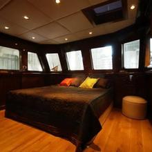 Black Pepper Yacht 