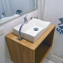 Pinguino Explorer Yacht 