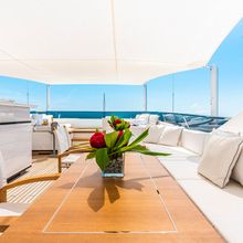 V Yacht 