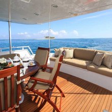Illusions Yacht 