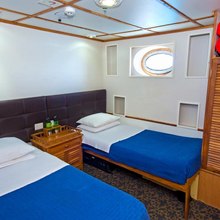 Tip Top IV Yacht 