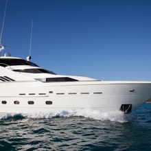 Flying Fish Yacht 