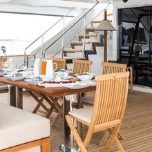 Huitane Yacht 