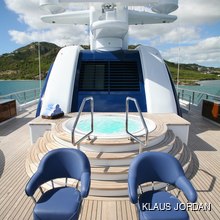 Huntress Yacht Jacuzzi