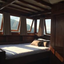 Nyaman Boat Yacht 