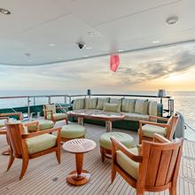 Shadowl Yacht 