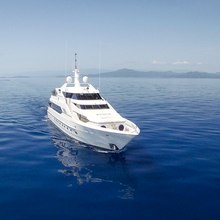 Flying Fish Yacht 