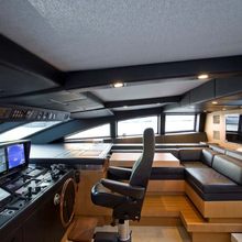 Queen Blue Yacht Pilothouse & Seating