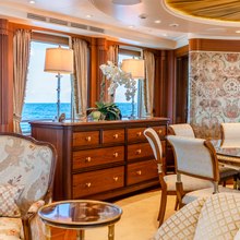 Cynthia Yacht 