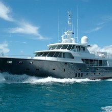 Black Pearl Yacht 
