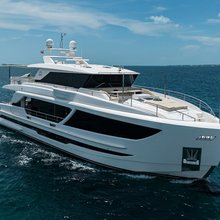 Aqua Life Yacht 