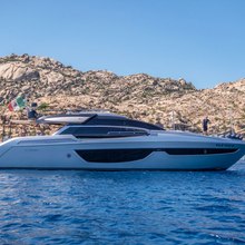 Chiluce Yacht 