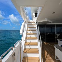 Aqua Life Yacht 