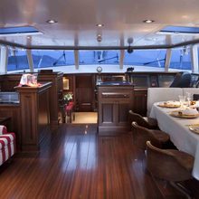 La Belle Yacht Upper Salon & Dining