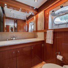 Heron Yacht 