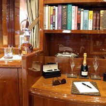 Victoria III Yacht 