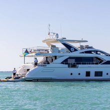 Captain Morgan II Yacht 