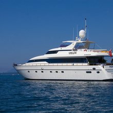 Manara Yacht 