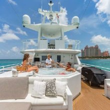 Rogue Yacht 