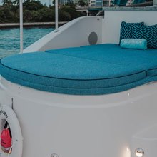 La Lady Yacht 
