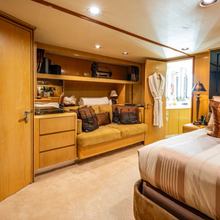 Le Montrachet Yacht 
