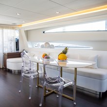 Vevekos Yacht 