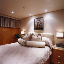 Seacall Yacht Guest Stateroom