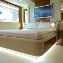 Latifa Yacht 